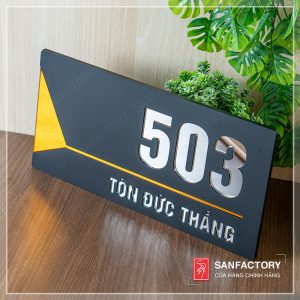 Biển số nhà mica KMS-11: Lựa chọn hoàn hảo cho ngôi nhà hiện đại